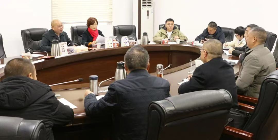 洪雅县与四川九升举行工作座谈